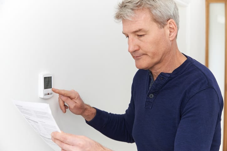 4 Reasons to Say Goodbye to Your Manual Thermostat